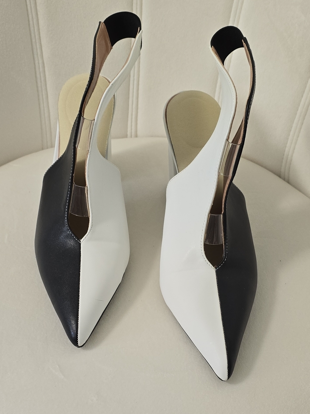 Black White Colorblock Pointed Toe Block Heel Pump Women's Size 9 (Size 41) EUC
